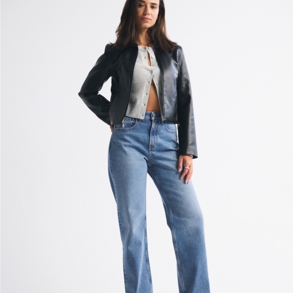 Abercrombie & Fitch 90’s high rise relaxed jeans curve love